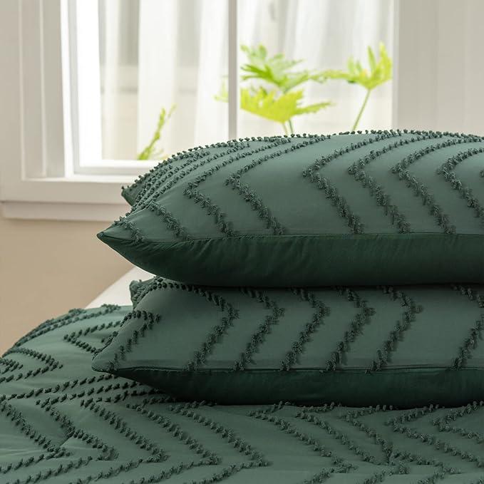 Comforter Set Dark Green, Tufted Fluffy Christmas Comforter for Queen Size Bed 3pcs Forest Green - Sleepbella Comforter Set Dark Green, Tufted Fluffy Christmas Comforter for Queen Size Bed 3pcs Forest Green - Queen / Chevron- Forest Green