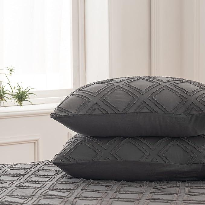 Comforter Set Diamond Tufted Design, Lightweight Bedding Comforter Sets, Soft and Fluffy Comforter for All Seasons, Dark Grey - Sleepbella Comforter Set Diamond Tufted Design, Lightweight Bedding Comforter Sets, Soft and Fluffy Comforter for All Seasons, Dark Grey - Queen / Diamond-dark Grey